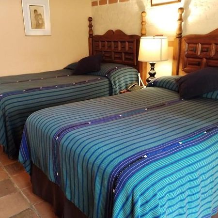 Hotel San Buenaventura De Atitlan Panajachel Exteriör bild