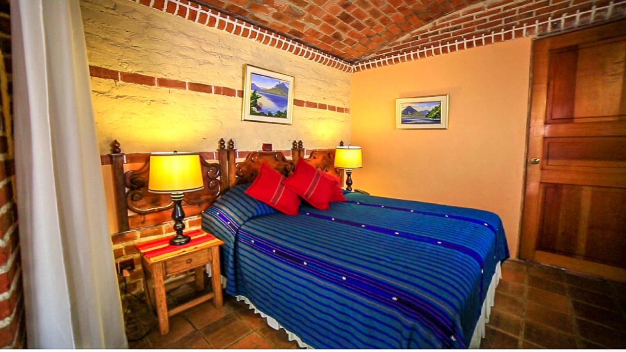 Hotel San Buenaventura De Atitlan Panajachel Exteriör bild