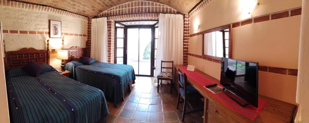 Hotel San Buenaventura De Atitlan Panajachel Exteriör bild